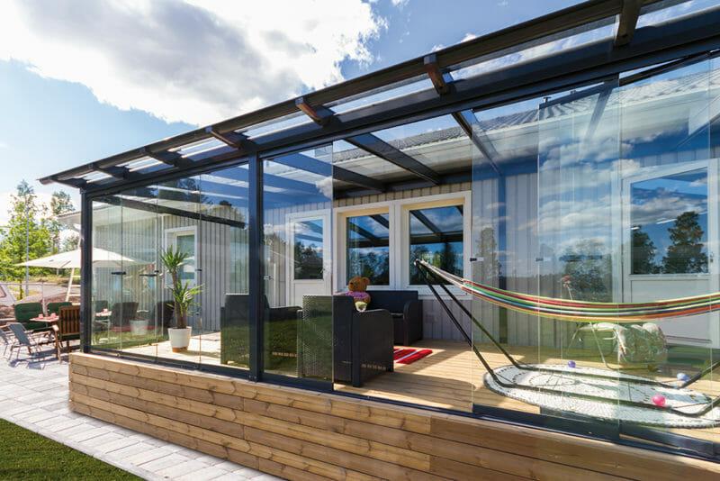 retractable balcony roof